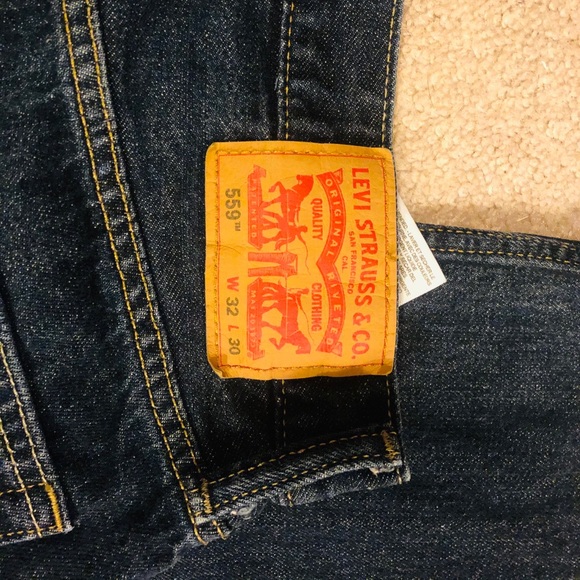 Levi 559 32W 30L dark blue denim - Picture 2 of 3